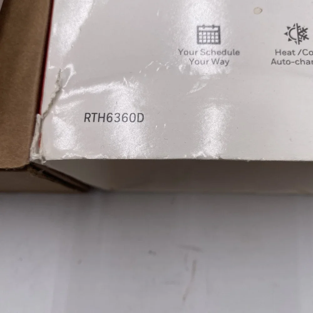 HONEYWELL‎ RTH6360 T3 5-2 DAY PROGRAMMABLE THERMOSTAT FOR PARTS ONLY SEE PICS